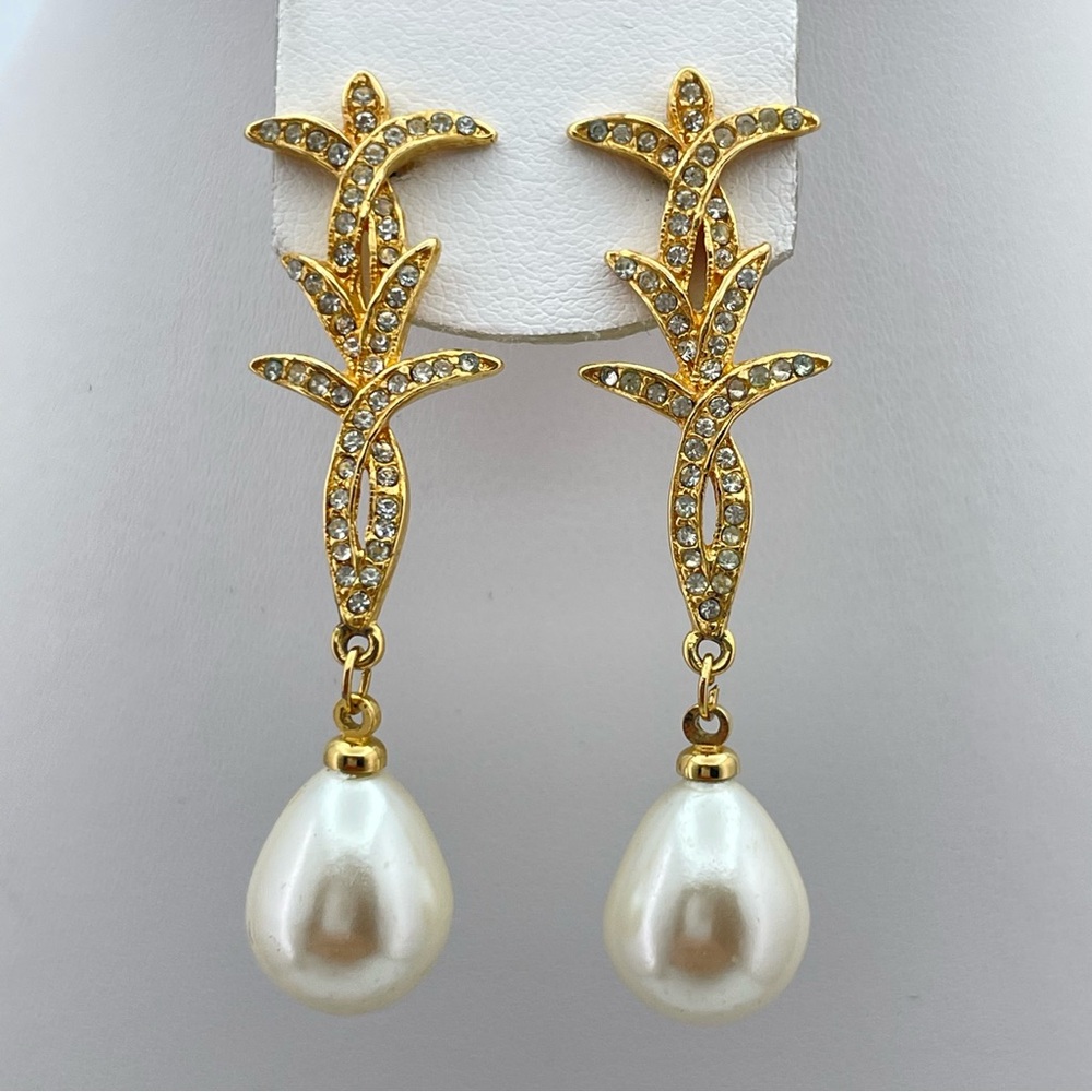 Gold Rhinestone & Pearl Drop Earrings Elegant Dangle 2” Long